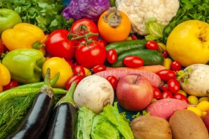 Menyegarkan sayur layu pakai air es