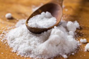 fungsi penambahan garam pada es batu